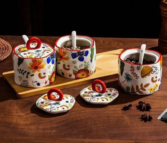 Bohemian Style Pot White/Red