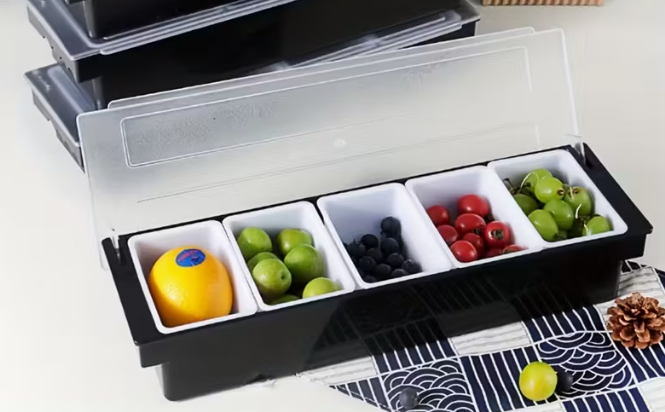 Multi Compartment Food Storage Container