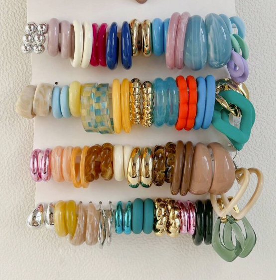 Fashion Earrings Assort. Styles