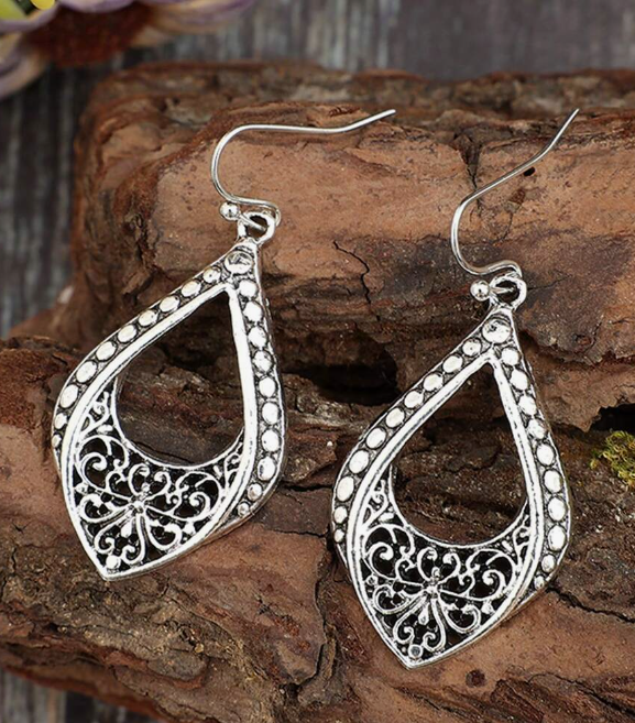 Hollow Metal Leaf Earrings