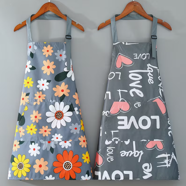Floral & Heart Printed Apron 71x67cm