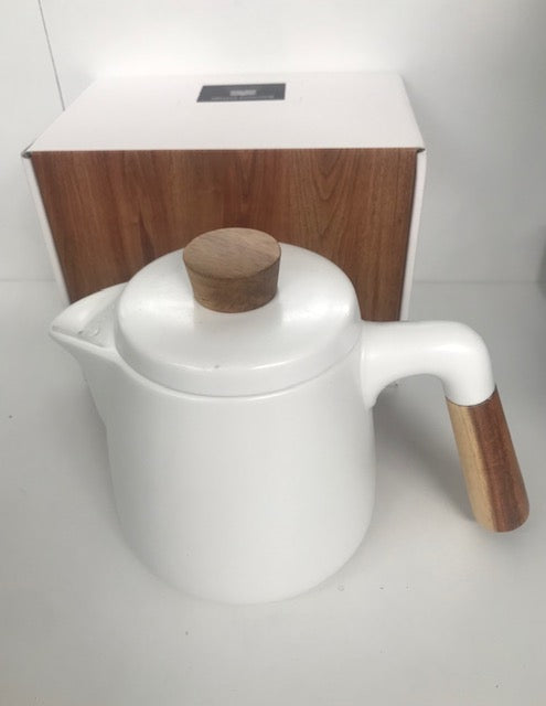 Briarwood Ceramic Teapot W Wooden Handle