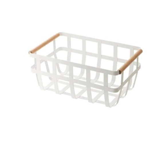 Kates Metal Basket W Wooden Handles