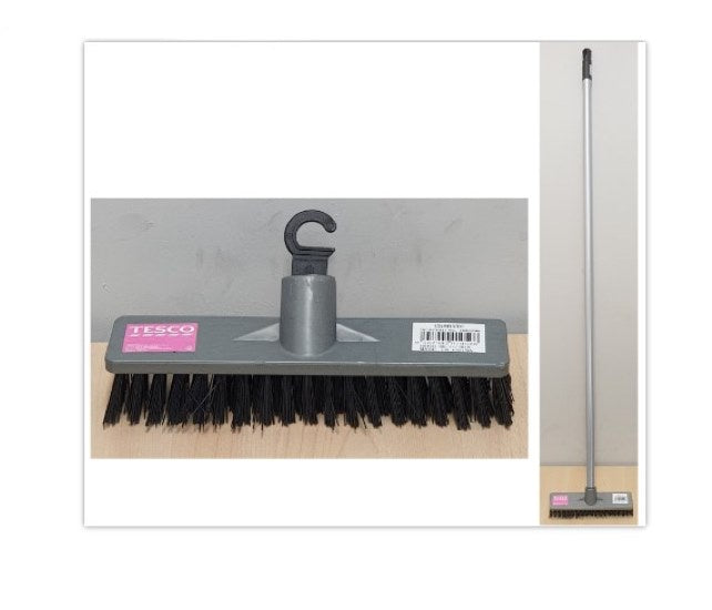 Scrubbing Broom W Stick