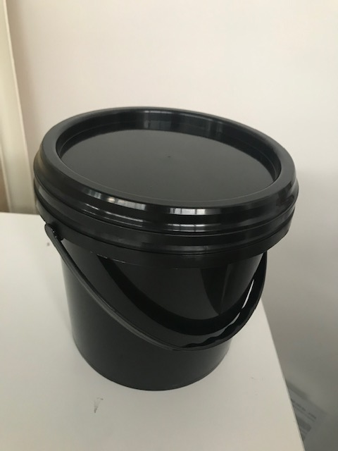 Top Pail, 4L Black With Plastic Handle