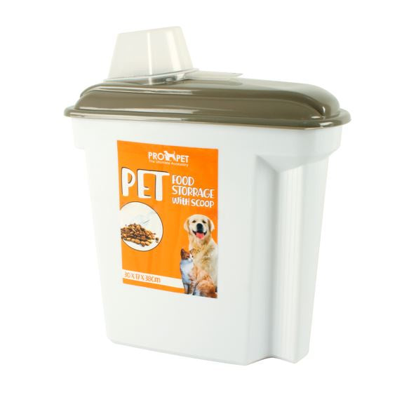 Dry Food Storage With Scoop